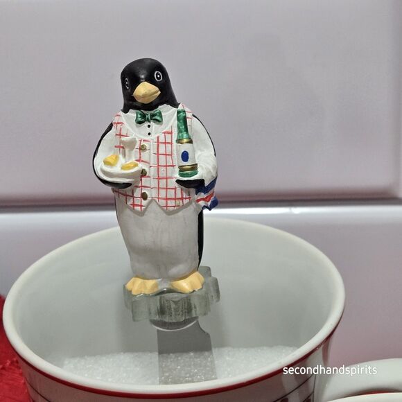 Deck The Halls With Penguins And Candy Canes.Dip Cups And Spreaders Christmas - Picture 4 of 15